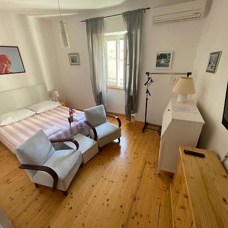 Apartments And Rooms Ille Σίμπενικ Εξωτερικό φωτογραφία