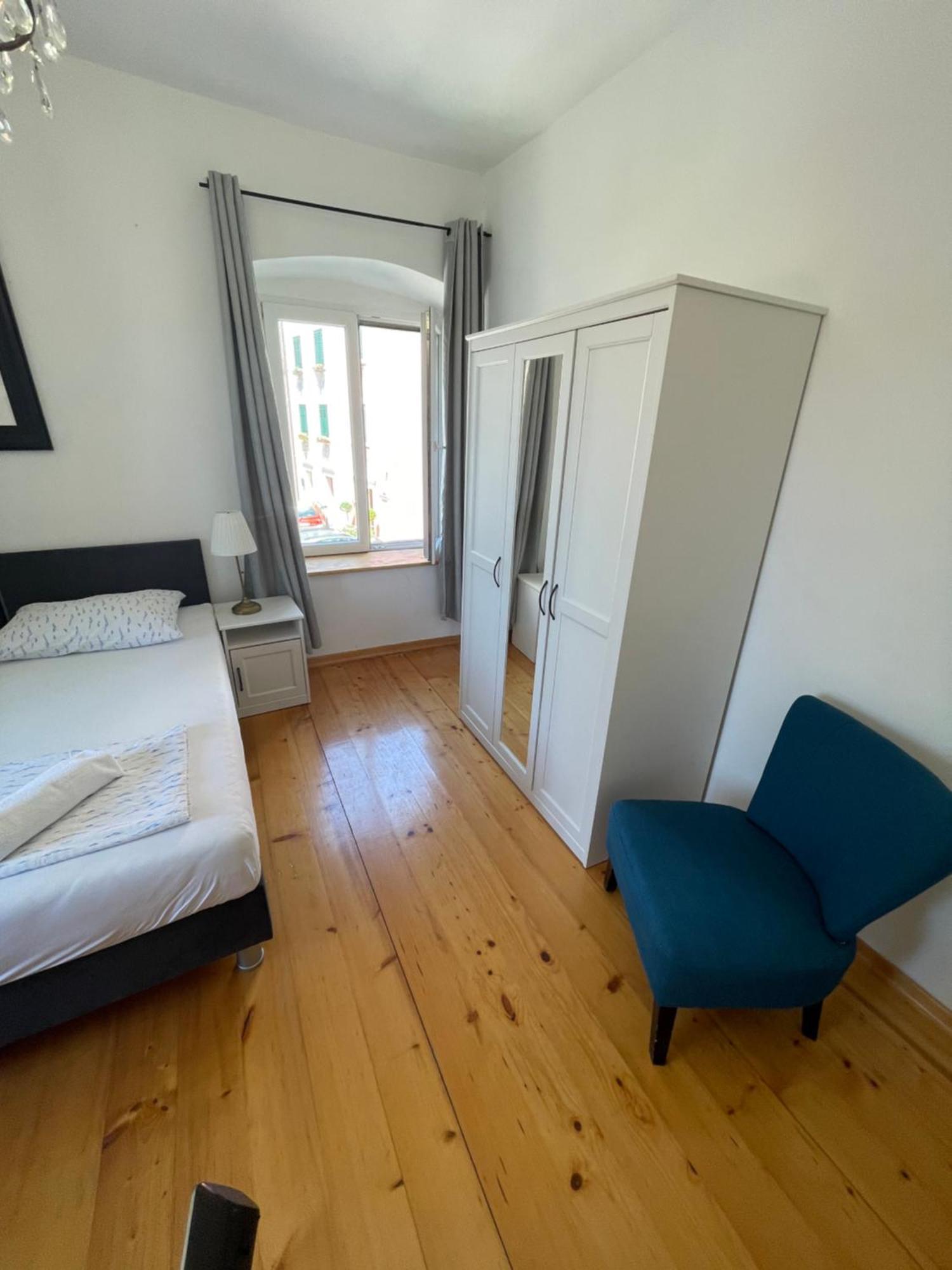 Apartments And Rooms Ille Σίμπενικ Εξωτερικό φωτογραφία