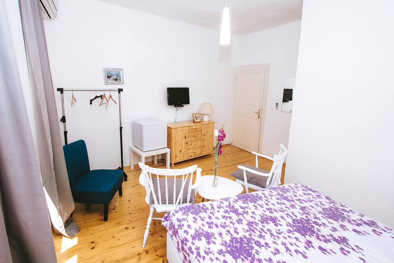 Apartments And Rooms Ille Σίμπενικ Εξωτερικό φωτογραφία