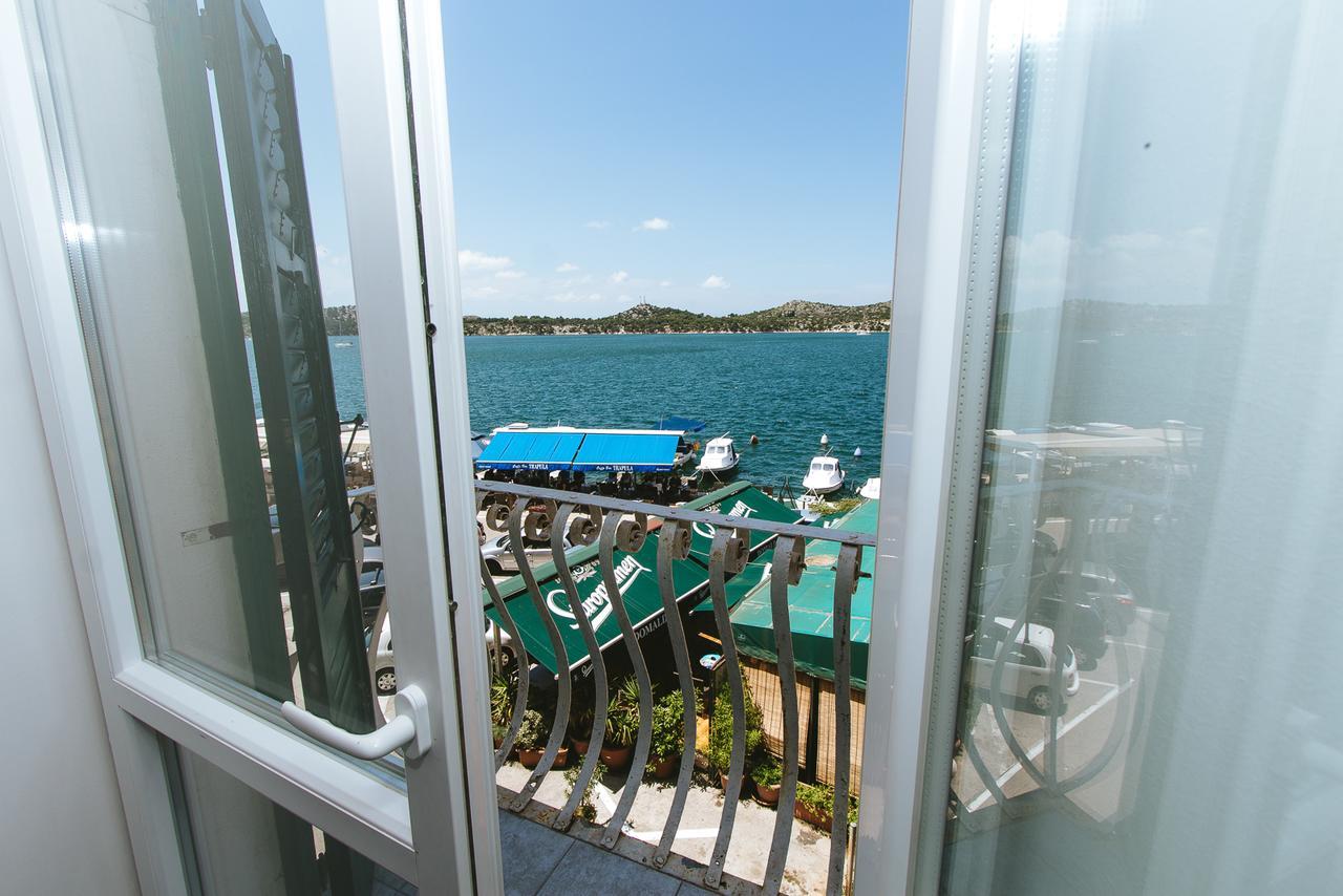 Apartments And Rooms Ille Σίμπενικ Εξωτερικό φωτογραφία